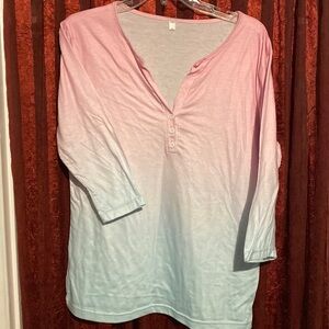 Women’s tie-dye T-shirt